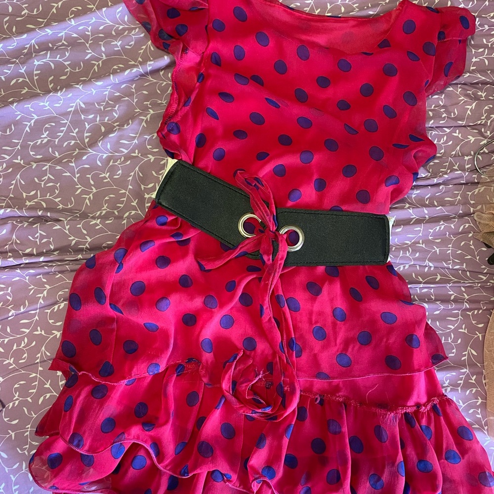 Mini dress with a belt